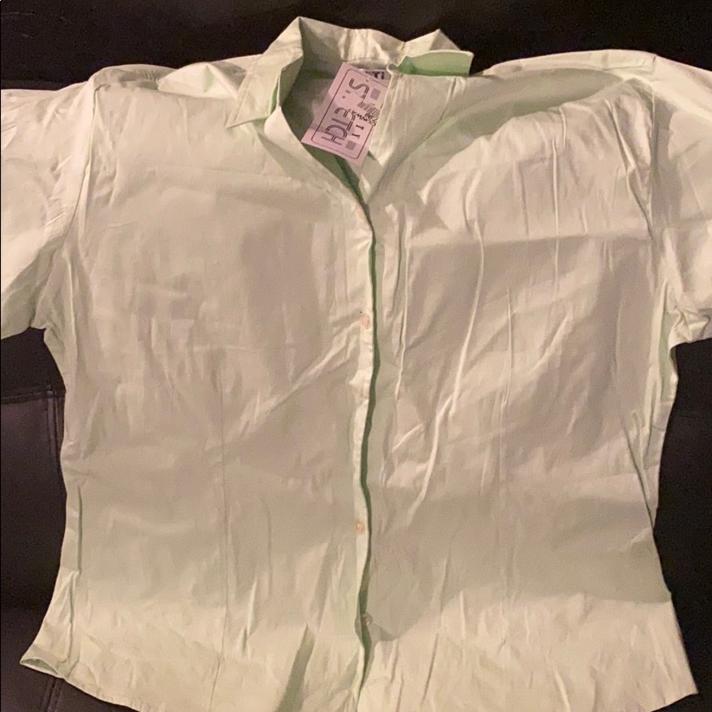 Shirt - Picture 4 of 6